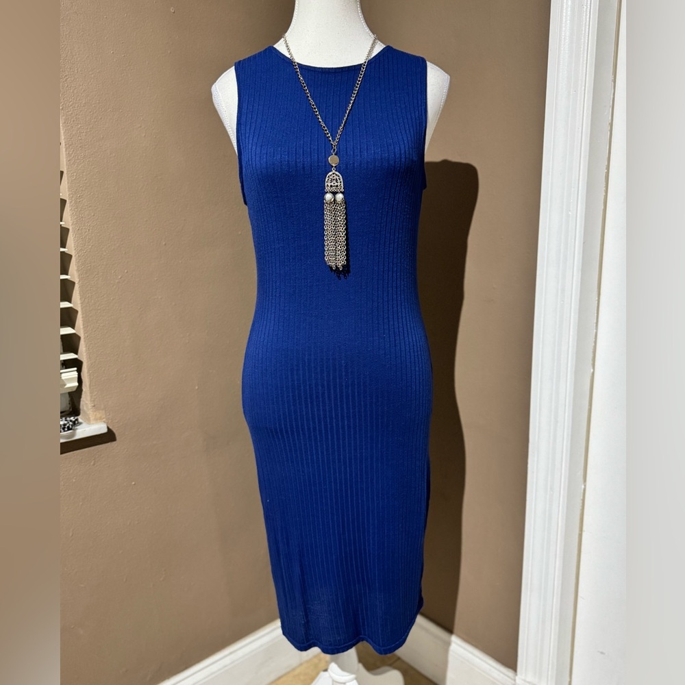 Royal Blue Sleeveless Ribbed Midi Dress with Low Open Back Size L 💙